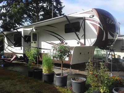 2014 39.4� Evergreen Bay Hill w/3 slides