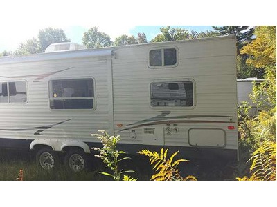 2007 31� Keystone Hornet BHS w/slide