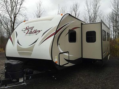 2015 34� EverGreen Sun Valley w/slide