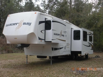 2008 Glacier Bay Luxury 322RE