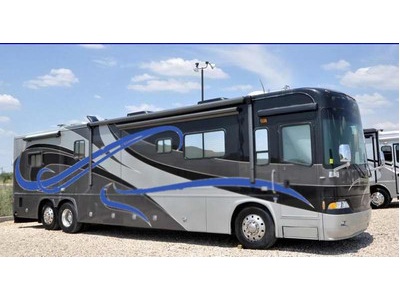 2008 42� Country Coach Allure w/4 slides