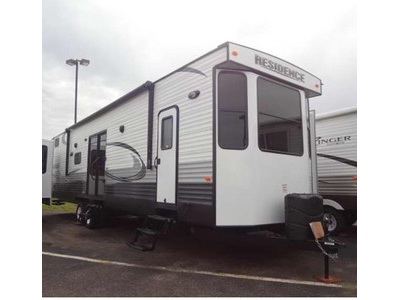 2015 41� Keystone Residence Park Model w