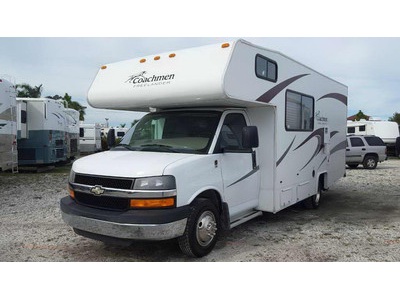 2010 Coachmen Freelander-$34300