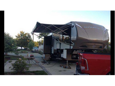 2014 35.11� Crossroads Cruiser w/3 slide