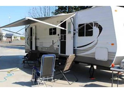 2011 28� Forest River Salem w/slide