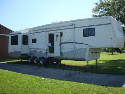 2006 40� Travel Supreme M40RLT w/3 slide