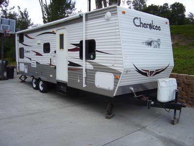 Financing! 2010 Forest River Cherokee Bu