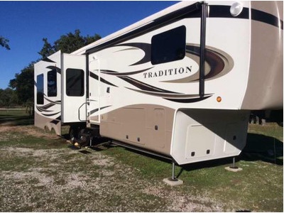 Financing! 2012 American Tradition w/3 s