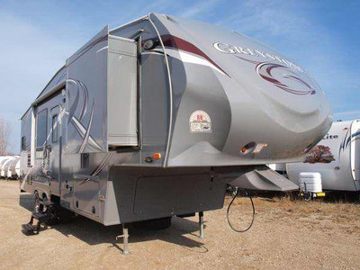 Financing! 2012 Heartland Greystone w/2 