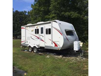 2011 Fun Finder X210WBS