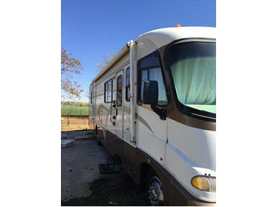 2000 Holiday Rambler Vacationer Class A