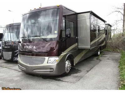 2015 Winnebago Sunova 36Z