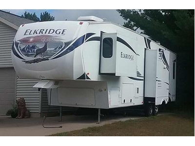 Financing! 2012 Heartland Elkridge w/4 s