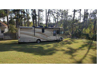 Financing! 2007 Fleetwood Pace Arrow