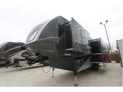Financing! 2013 36 Dutchmen Voltage Toy 