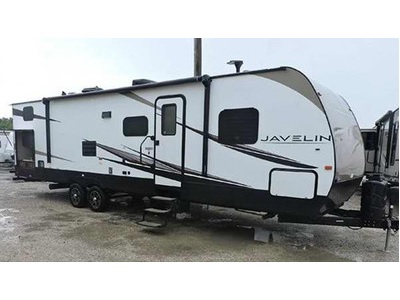 Financing! 2016 37ft. Layton Javelin w/2