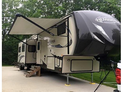 Financing! 2015 36ft. Salem Hemisphere 3