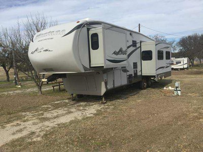 Financing! 2011 36� Keystone Montana Hig