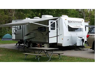 Financing! 2010 32ft. Rockwood Signature