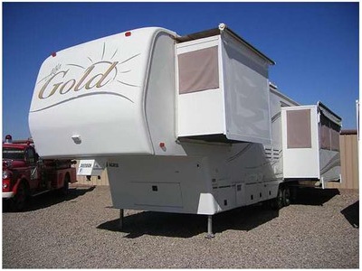 2001 38ft. Alfa Gold w/3 slides