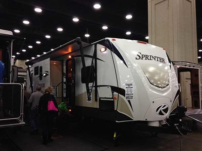 Financing! 2014 27ft. Keystone Sprinter 