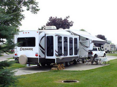 2014 35ft. Prime Time Crusader w/3 slide
