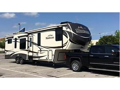 Financing! 2015 41ft. Keystone Montana w