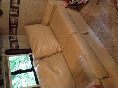 Tri-fold sleeper sofa