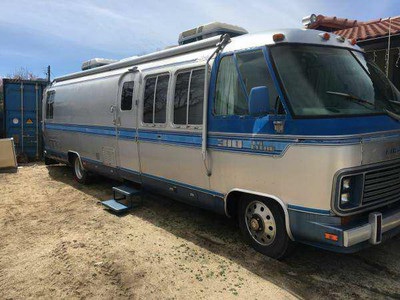 1984 32ft. Airstream Class A