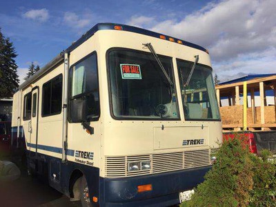1995 25ft. Safari Trek w/new engine