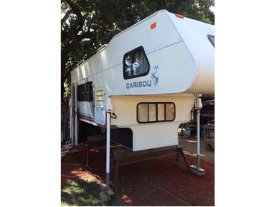 1996 12ft. Fleetwood Caribou Truck Campe