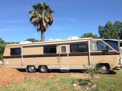 1987 36ft. Coachmen Sports Coach