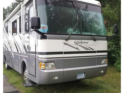 2001 36ft. Monaco Diplomat w/2 slides