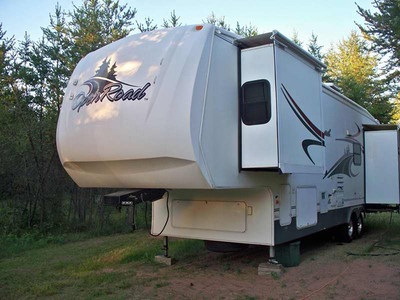 Financing! 2006 36ft. Pilgrim Open Road 