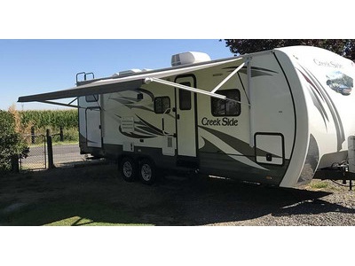 Financing! 2015 30ft. Out Doors RV Creek