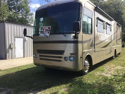 Financing! 2006 37ft. Safari Simba w/3 s