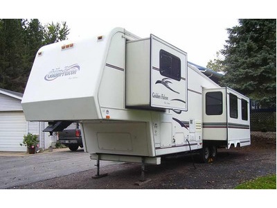 1999 35ft. Glendale Golden Falcon 35rlts
