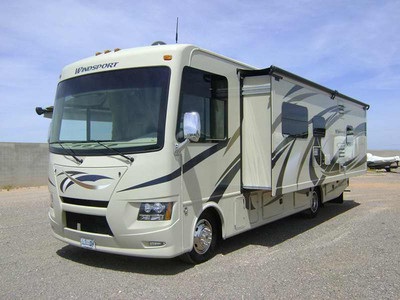 2016 31ft. Thor Windsport 29M