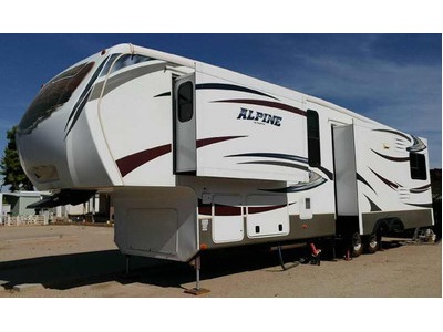 Financing! 2013 39ft. Alpine by Keystone