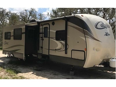 By Owner! 2016 37ft. Keystone Cougar Xli