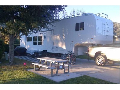 By Owner! 2005 40ft. Weekend Warrior CL4