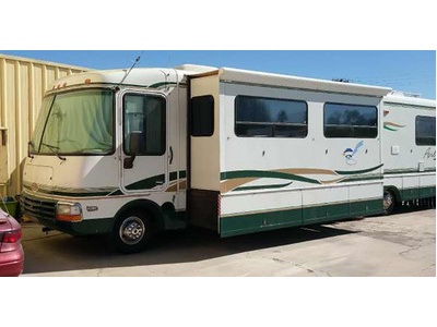 By Owner! 1999 38ft. Rexhal Airbus