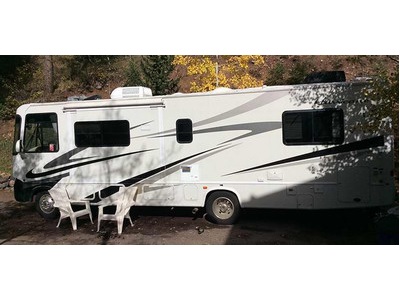 By Owner! 2006 31ft. Thor Hurricane 31D 