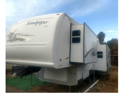 2006 Sandpiper 35.4 5th Wheel 11,000 OB