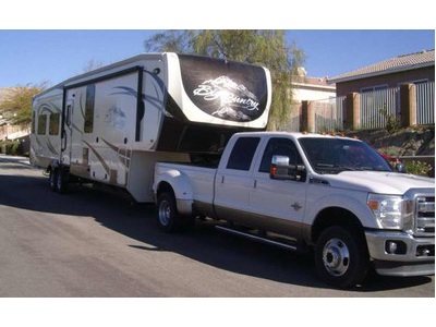 By Owner! 2015 41ft. Heartland Big Count