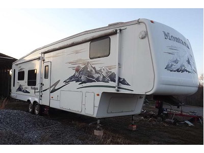 By Owner! 2006 38ft. Keystone Montana 34
