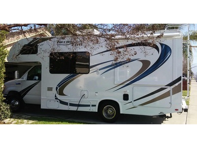 2018 THOR MOTOR COACH FREEDOM ELITE