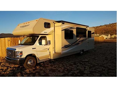 2016 32ft. Winnebago Minnie Winne 31kp C