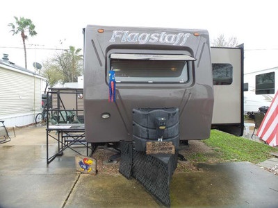 2013 FLAGSTAFF LITE RS 31 WITH 2 SLIDES