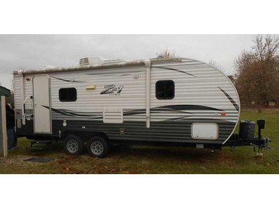 By Owner! 2016 25ft. Crossroads Z-1 Toy 